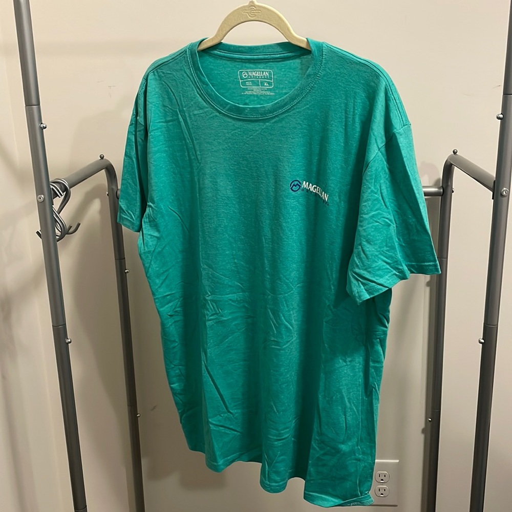 NWOT- Mens Magellan t-shirt